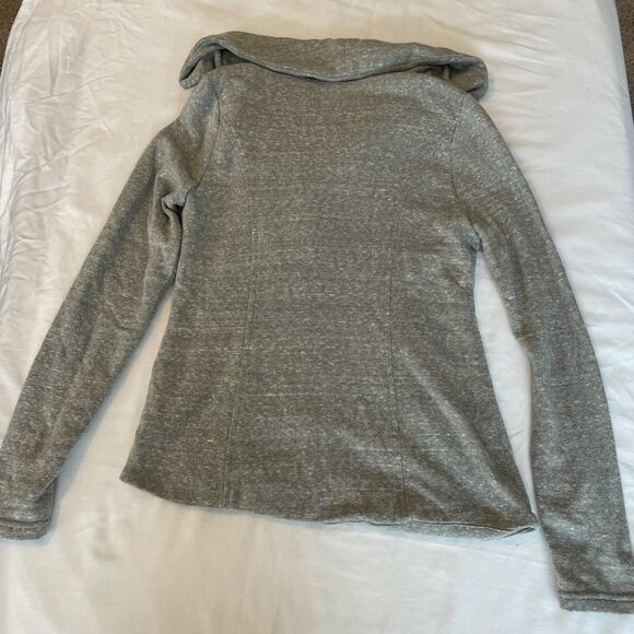 Mystree gray knit cardigan. Size XS. Asymmetrical zip. - Picture 5 of 8